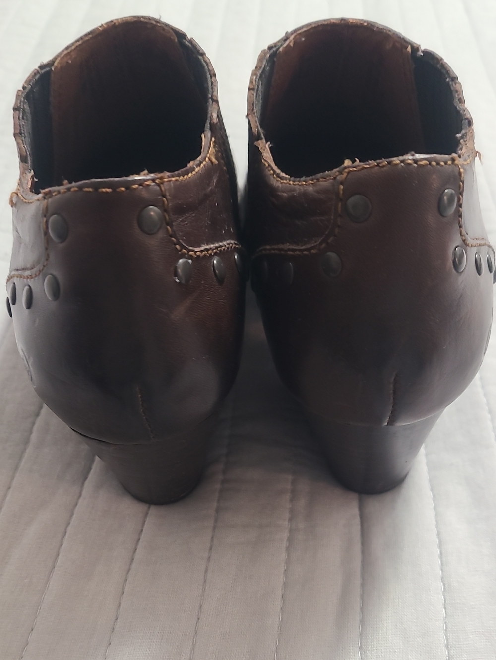 Born Women's Western Leather Rodeo Cowgirl Stylish Studded Brown Ankle Boots S 8 - Picture 3 of 11